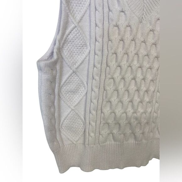Chunky White Cable Knit Women’s Pullover Sweater Vest Size M - Picture 2 of 5